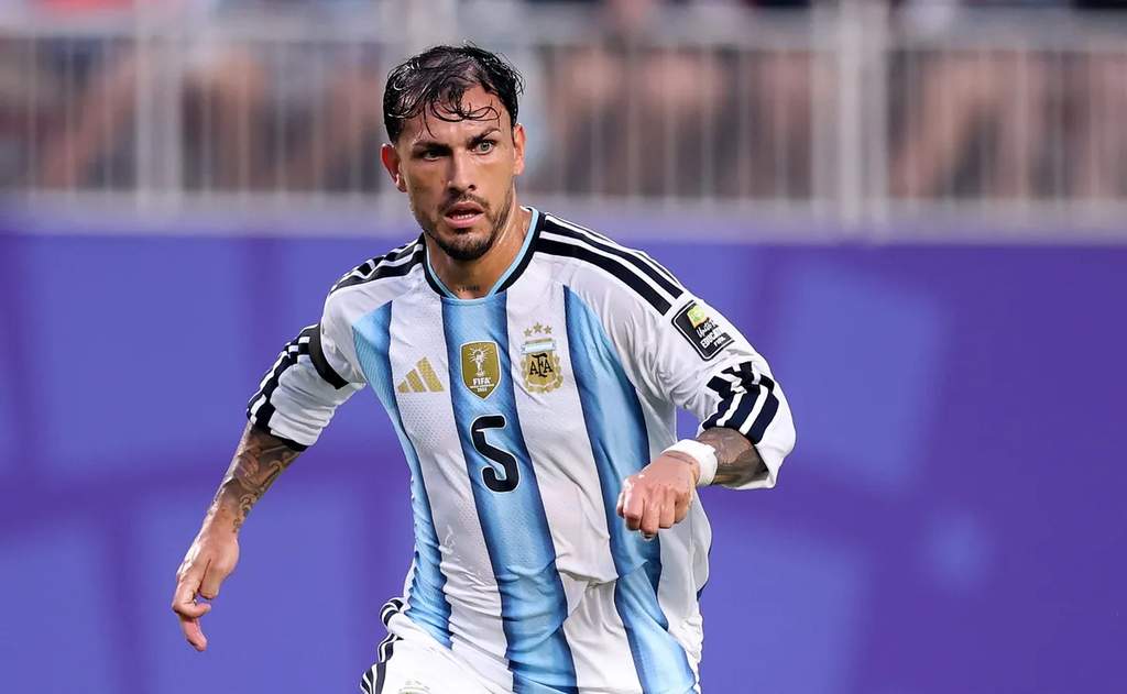 Paredes Nekat Tampil Bela Argentina di Piala Dunia 2026 Meski Tulang Rusuk Retak